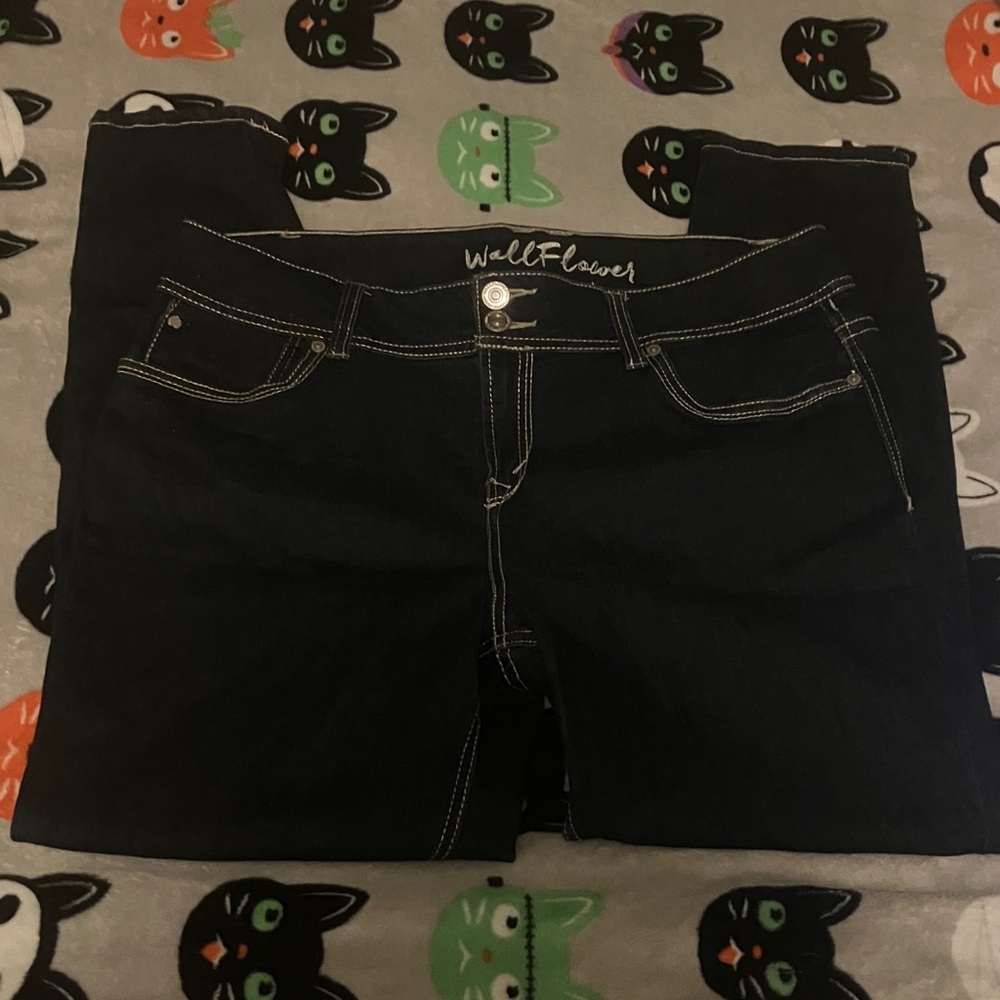 Wallflower JCPenney Women's Dark Indigo Jeans Juniors 17 Woman’s 14